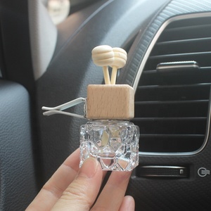 Máquina para Hacer Perfume para Auto de 10 ml, Aceite de Fragancia, Difusor de Auto con <span class=keywords><strong>Clip</strong></span> de Ventilación, Doble Uso, Botellas de Panal, Difusor para Auto - Product Image 6