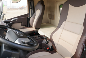 Goedkope Prijs Gebruikte Faw Jh6 430hp 8X4 Dump Trucks Optie Met Complete Auto En Motor Onderdelen - Product Image 6