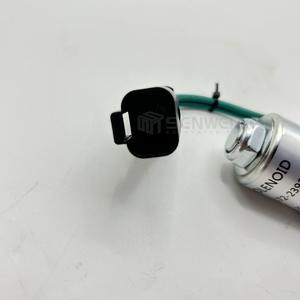 Vanne solénoïde Senwitt 172-2392 pour excavatrices et tracteurs D6M - Product Image 1