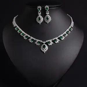 Fashion Hot Selling Zircon Flower Crystal Earrings Necklace Sets Vintage Brass Wedding Bride Jewelry Set For Women