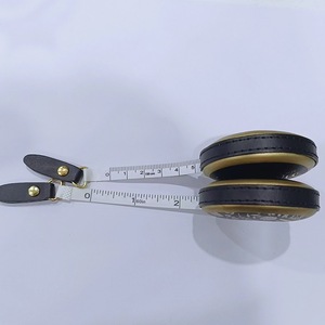 Mini Cinta Métrica de Cuero Suave GZ de 5.5x5.5cm, Recuerdos de Boda, Regalos para la Fiesta Nupcial, Regalos Promocionales Novedosos - Product Image 3