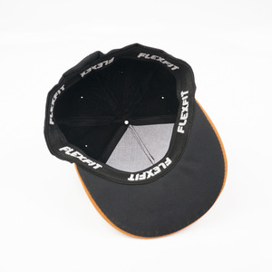 OEM 5-Panel High Quality 100% Cotton Fabric Baseball Cap With Leather Logo Unisex Two Colors Hat - Product Image 3