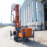 Machine de forage de puits d'eau compacte et portable, efficace, à entraînement hydraulique sur chenilles, pour une profondeur de 200 m, avec rotation rapide et arrêt rapide