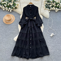 Robe longue décontractée élégante pour femme, jaune, avec empiècements en dentelle, coupe trapèze, manches longues, col montant, ceinture et boutonnage, pour le quotidien