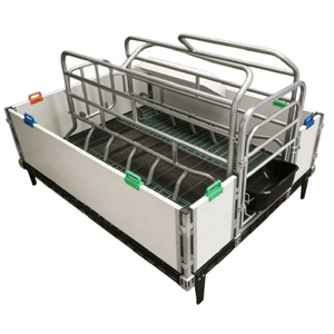 Cage de mise bas modulaire robuste pour truies avec rails réglables et barres anti-écrasement - Product Image 5