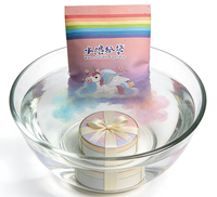 Sac en papier non tissé imprimé sur mesure, soluble à l'eau froide, pour jouets en boîte mystère et cadeaux surprise, emballage de sécurité pour enfants
