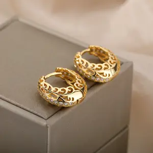 Delicate Niche Geometric Wave Inlaid Zircon Earrings Gold Plated Personality Carving Pattern Fashion Hollow Out Earrings