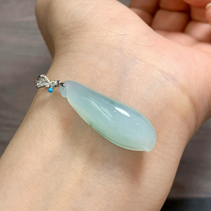 จี้หยกเมลอนเกรด A ประดับเพชรทองคำขาว 18K พร้อมตกแต่งด้วยเทอร์ควอยซ์ สำหรับผู้หญิง เครื่องประดับหยกหรูหรา ขายส่ง - Product Image 2