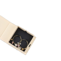 Boîte rigide en carton recyclable personnalisée pour bijoux, insert en mousse éco-responsable PPWR, logo personnalisé pour collier et boucles d'oreilles