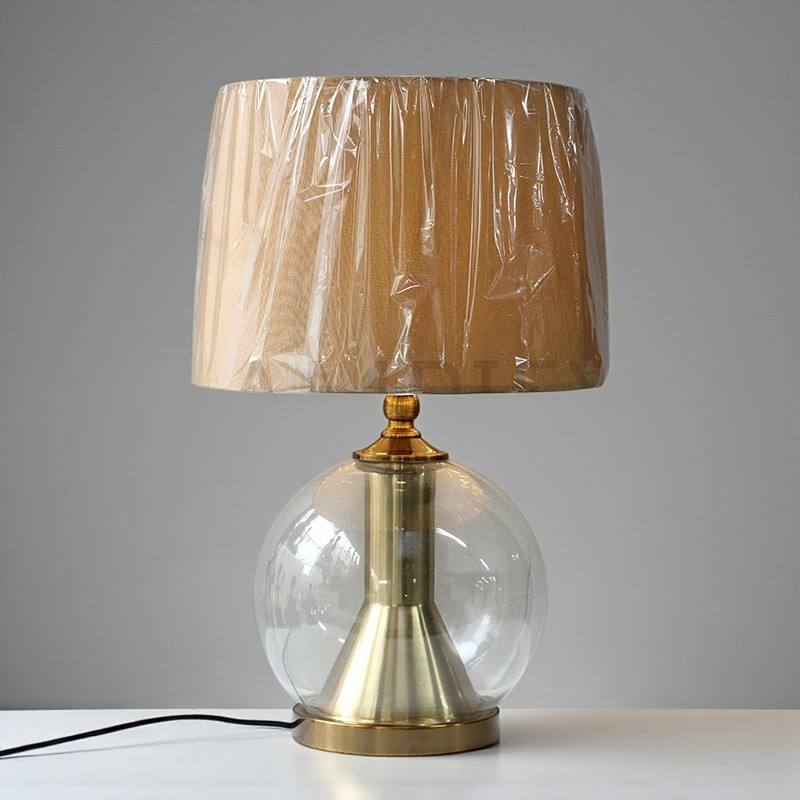 สีดำสีกากี