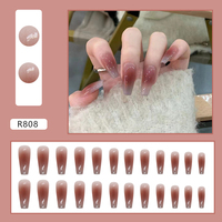 R808 Vente en gros de faux ongles à presser et de pointes en acrylique avec breloques pour ongles, pour des idées de nail art professionnelles et élégantes
