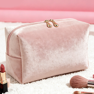 Pochette de maquillage tendance pour femmes, en velours doux, trousse de toilette portable, fermeture à glissière, pochette cosmétique pour femmes - Product Image 2