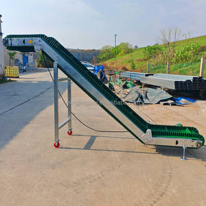 Nastro Trasportatore Inclinato in Acciaio Inox di Alta Qualità per Carico e Scarico di Frutta e Verdura - Product Image 3