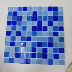Moderno Puzzle personalizzato 30*30cm piastrelle di mosaico in ceramica 4mm di vetro spesso <span class=keywords><strong>per</strong></span> piscina acquario soggiorno all'aperto - Product Image 3