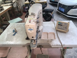 Utilizzato JUKIS LK-1903BN Pulsante della macchina per cucire con nido di uccello prevenire più breve filo rimanente funzioni - Product Image 5