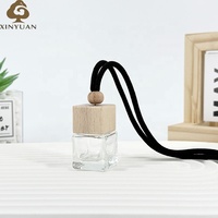 Bouteille carrée transparente de 8ml Bouteille en verre de parfum de voiture vide Bouteille de diffuseur de parfum de voiture suspendue avec oeil de mouton en acier inoxydable