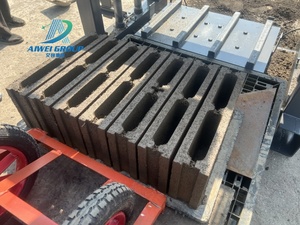 Best Price Guarantee QT4-40 Semi Automatic <strong>Block</strong> Making <strong>Machine</strong> Eco-friendly Brick <strong>Machine</strong> <strong>Supplier</strong> - Product Image 6