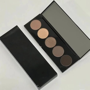 <span class=keywords><strong>Paleta</strong></span> de Sombras de Ojos Cement Plate Eyeshadow en Tonos Gris Frío, Marrón y Nude, de Cinco Colores, Versátil y que se Adapta a Cualquier Tipo de Piel - Product Image 3
