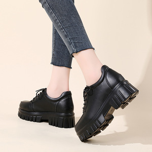 Nouvelles chaussures en cuir à semelle épaisse pour femmes, style coréen polyvalent, chaussures à semelle épaisse, style britannique tendance - Product Image 4