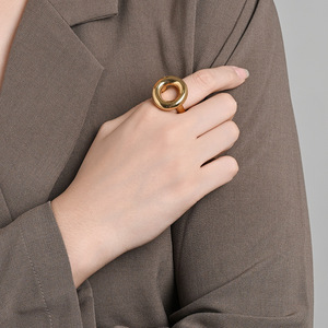 Geometric <b>Ring</b> Steel Gold Unisex Fashion Jewelry Gift Occasion Minimalist Exaggerated Round Design - Product Image 2