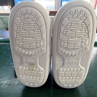 Bottes d'hiver légères et chaudes imperméables personnalisées pour le marché européen, bottes de neige personnalisées en gros pour hommes et femmes