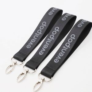 สินค้าขายส่งสำหรับงานเทศกาลดนตรี ของที่ระลึกงานแสดงสด พวงกุญแจสายคล้องข้อมือไนลอนพร้อมโลโก้ส่วนตัว - Product Image 1