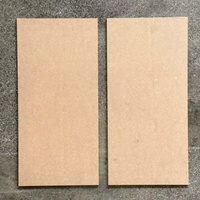 Panneau de fibres de densité moyenne épaisseur de panneau de densité de sculpture irrégulière 2mm MDF pour panneau arrière de cadre photo