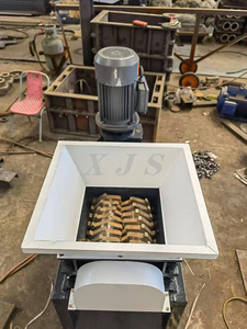 Heavy Duty Single Shaft Shredder Industrial Solid Waste Crusher For Plastic Wood <strong>Rubber</strong> With High Torque And Wear Resistant - Product Image 6