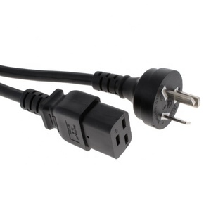 Adaptador de Corriente CEE para <span class=keywords><strong>Caravana</strong></span> - Conexión CEE 230V 16A y Enchufe de Seguridad con Cubierta Protectora y Cable - Product Image 3