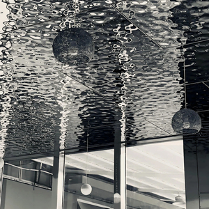 Panneaux de mur-rideau modernes transparents à surface miroir, anti-corrosion, pour l'extérieur des bâtiments, design contemporain - Product Image 1