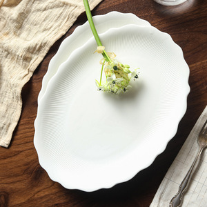 Assiette à poisson en céramique gaufrée motif tartan classique, plat de service de luxe en dentelle blanche, assiette de dîner haut de gamme pour poisson vapeur, pour la maison et l'hôtellerie - Product Image 4