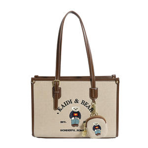 Borsa Tote da donna di grande capacità della fabbrica di Katie Bear con portamonete alla moda chiusura con Zip e fodera in poliestere - Product Image 3