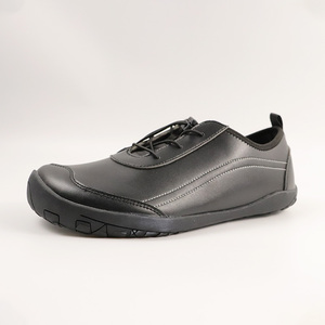 Scarpe Comode Traspiranti Leggere Antiscivolo Resistenti all'Usura di Alta Qualità per Uomo e Donna Tutte le Stagioni con Suola in Gomma - Product Image 2