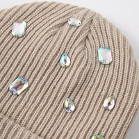 Bonnet Y2K de luxe tendance avec strass brillants et crâne, bonnet d'hiver chaud en tricot épais et extensible avec pierres précieuses pour femme