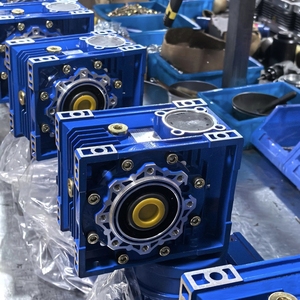 ชุดเกียร์หนอนแบบ<span class=keywords><strong>ล็อค</strong></span><span class=keywords><strong>ตัว</strong></span>เอง รุ่น NMRV พร้อมฟังก์ชั่นเบรกเพื่อความปลอดภัย สำหรับอุปกรณ์ยกและรอก - Product Image 2