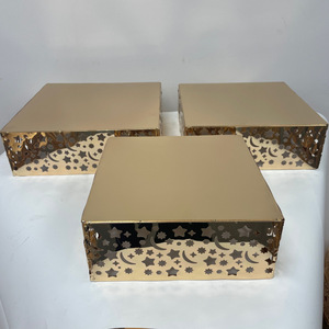 Grensoverschrijdend populaire ijzeren vierkante taartplateau 3-delige desserttaartplateau gelaagde taartondersteuning bruiloft benodigdheden decoratief - Product Image 5