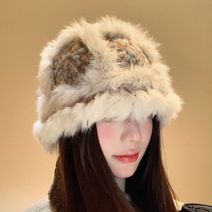 Gorro de Invierno Hecho a Mano con Diseño de Danza del León para Mujer, Nuevo Gorro de Pescador Grueso con Protección para los Oídos de Felpa de Piel de Conejo - Product Image 4