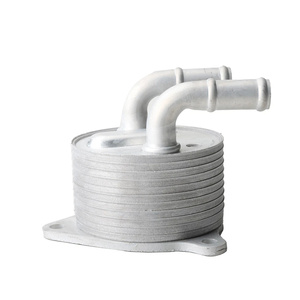 Enfriador de Aceite de Transmisión 24148627861 7089720 para Motor 2018-2022 - Product Image 2