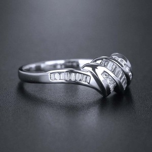 Anello Minimalista Elegante Asimmetrico con Design Geometrico, Gioiello da Donna alla Moda per Uso Quotidiano, Regalo Chic - Product Image 4