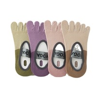 Chaussettes de yoga à cinq doigts sans couture en coton antidérapantes pour femme, collection Printemps-Été, idéales pour le sport et le fitness (ODM)
