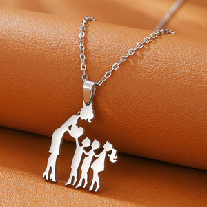 Offre Spéciale Fête des Mères : Colliers Pendentifs Cœur Mère-Fille-Fils en Acier Inoxydable Inaltérable Or et Argent, Signifiants - Product Image 3