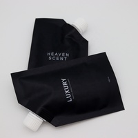Petite pochette souple noire mate de 50 ml, 60 ml, 100 ml avec bec verseur pour savon liquide, désinfectant, boissons, jus – Emballage rechargeable