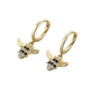 2025 Nova De Alta Qualidade Por Atacado Moda De Luxo Impermeável Estilo Retro Único Bumblebee Pingente Brincos Popular Jóias - Product Image 5