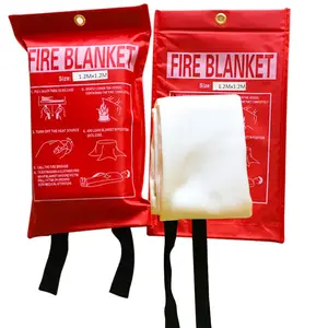 1.8m * 1.8m Customized Pockets Germany Standard Fire Blanket