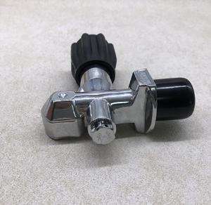 Réservoir de plongée sous-marine DPR Brand Din Yoke <span class=keywords><strong>PRO</strong></span>-4 Valve - Product Image 2