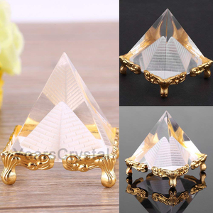 Piramide in Cristallo K9 Personalizzata e Lucidata, con Incisione su Vetro, Ossidiana e Quarzo Nero, Scatola Regalo in Cristallo, Oggetto da Collezione Artistico - Product Image 5