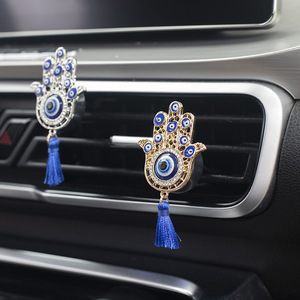 Nuevo Clip de Perfume Personalizado de Aleación con Diseño de Ojo de Diablo para Salida de Aire Acondicionado de <span class=keywords><strong>Coche</strong></span>, Decoración de Aromaterapia, Accesorios para <span class=keywords><strong>Coche</strong></span> - Product Image 1