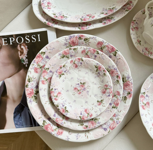 Service de table en céramique rose vintage à motif floral en relief, assiettes, tasses et soucoupes élégantes en porcelaine pour mariage, restaurant, vente en gros - Product Image 1