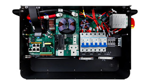 E G 4 6000XP 48V 6kW Onduleur/Chargeur Tout-en-un Hors Réseau, Sortie CA Triphasée, Entrée Solaire 8kW, UL 1741 & 9540 - Product Image 2