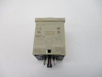Nuevo y Original H3BF-N8 220VAC